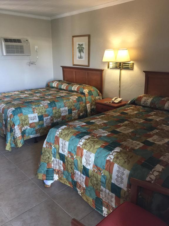 Campbell Motel Коко Екстер'єр фото